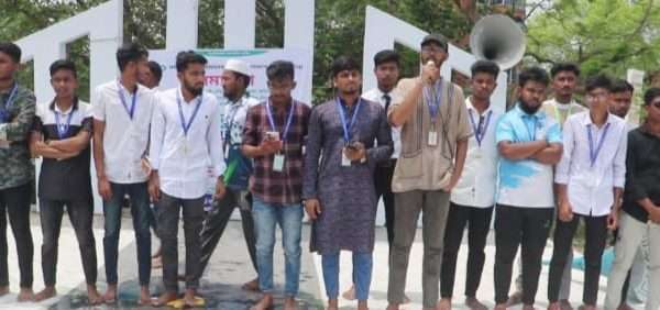 দাবি পূরণ করেই ছাত্ররা ক্লাসরুমে ফিরবে নওগাঁর পলিটেকনিক শিক্ষার্থীরা