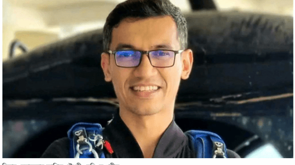 সোমবার (৭ এপ্রিল) মন্ত্রিপরিষদ বিভাগ থেকে এ সংক্রান্ত এক প্রজ্ঞাপন জারি করা হয়েছে। এ প্রজ্ঞাপনে স্বাক্ষর করেন সমন্বয় ও সংস্কার বিষয়ক সচিব জাহেদা পারভীন। প্রজ্ঞাপনে বলা হয়, আশিক চৌধুরী দায়িত্ব পালনকালে প্রতিমন্ত্রীর পদমর্যাদা, বেতন-ভাতা ও অন্যান্য সুযোগ-সুবিধা ভোগ করবেন।