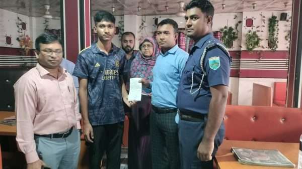ভোক্তা অধিকারের অভিযানে তিন প্রতিষ্ঠান গুনলো ৯৩,০০০ টাকা জরিমানা