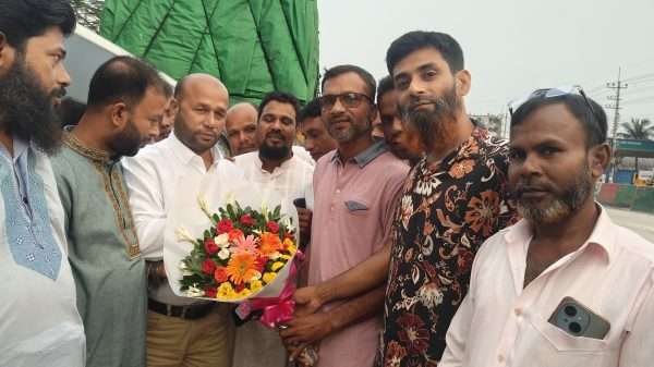 শেরপুরে শ্রমিক দলের নেতা আব্দুল গফুরের যাত্রাবিরতি ও মতবিনিময়