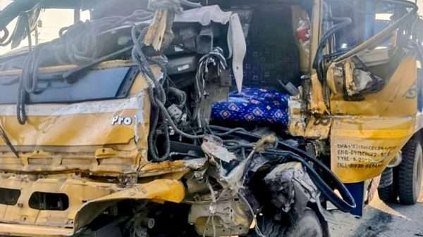 শেরপুরে ট্রাকের ধাক্কায় প্রাণ গেল হেলপারের