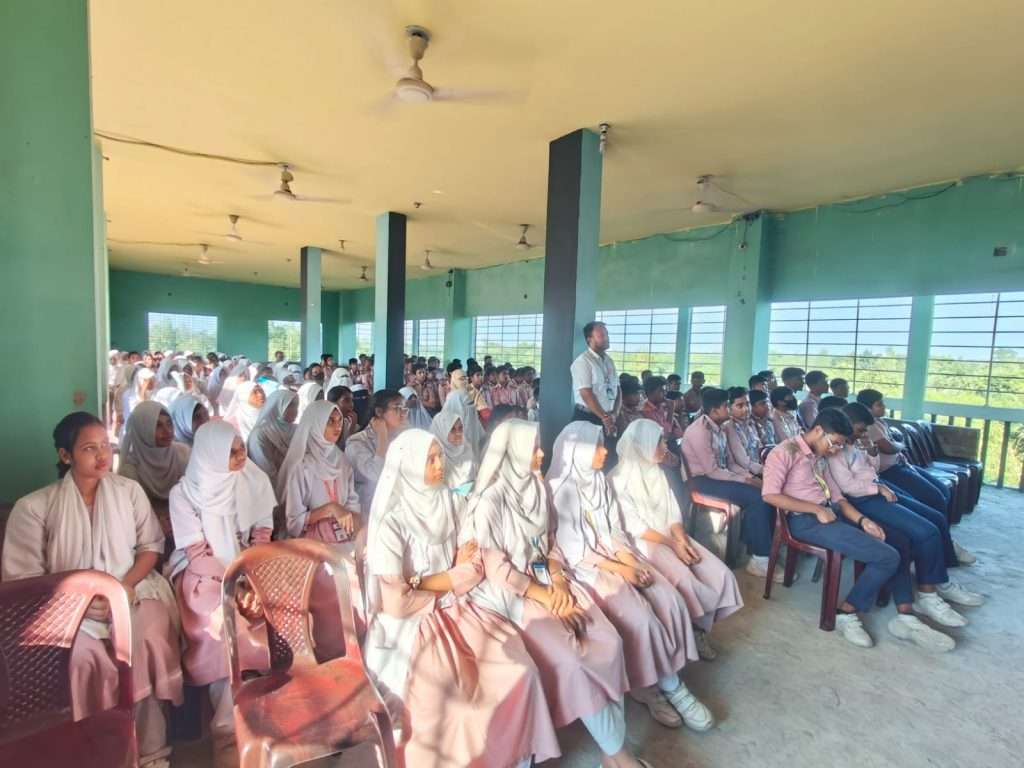 ঔষধ প্রশাসন অধিদপ্তরের উদ্যোগে শেরপুরে এএমআর সচেতনতা কর্মসূচি 3 school antibiotic