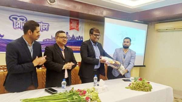 স্থানীয় পরিবেশক ও খামারিদের নিয়ে বগুড়ায় আফতাব ফিড প্রোডাক্টসের কর্মশালা